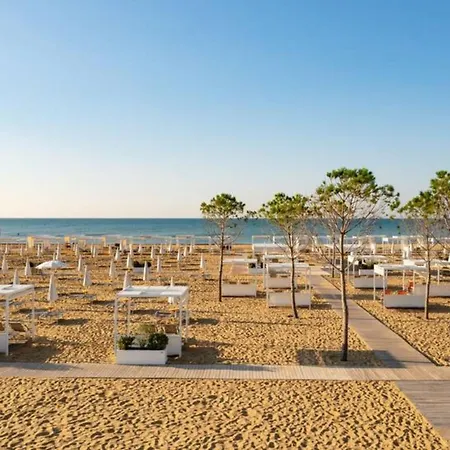 A Peaceful Retreat For Seven Guests In * Bibione